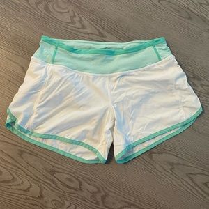 Lululemon turbo running short